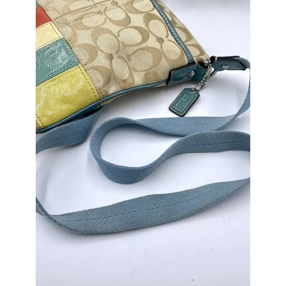 Coach Beige Blue Jacquard Hamptons Weekend Multicolor Stripe Swingpack Crossbody